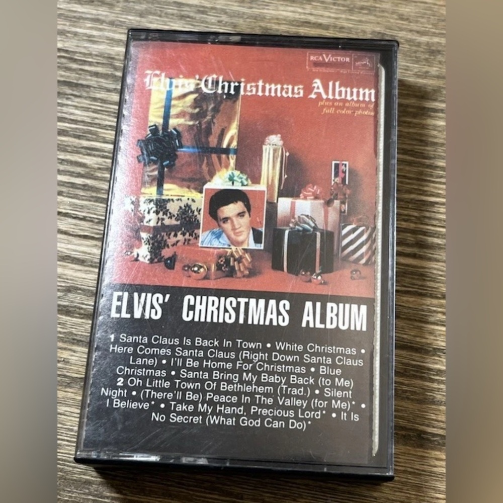 Elvis Presley Elvis' Christmas Album Cassette (1957 RCA) EUC Tested Works Great